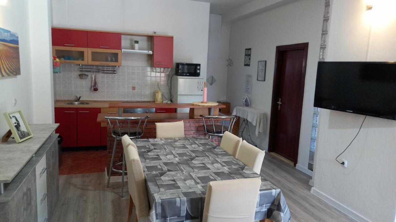 Apartament Chiara *
